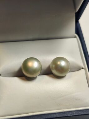 925 Imperial Pearl Syndicate Cultured Pearl Stud Earrings Light Green Sterling